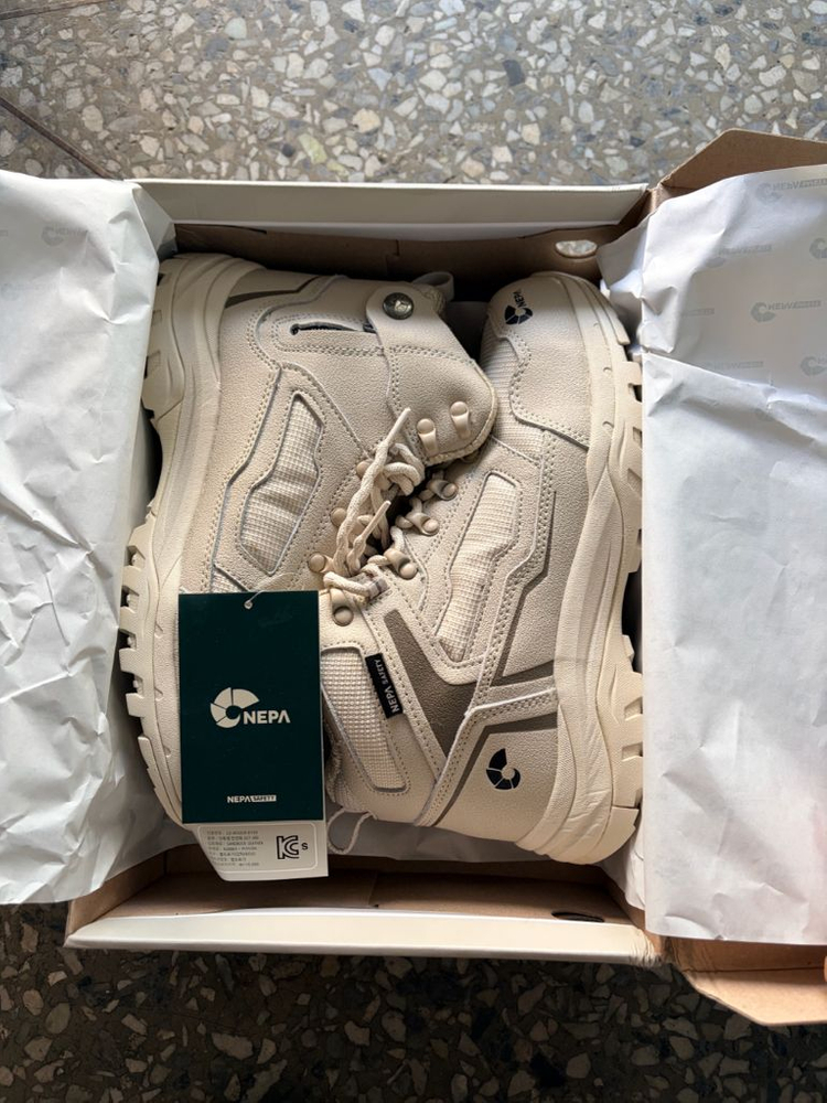 네파 안전화 새상품 gt-48 235/260/265/270--1