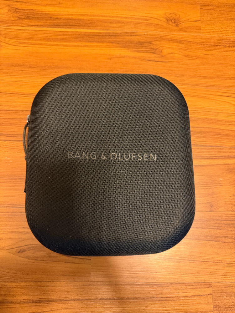 뱅앤올룹슨 Beoplay HX 무선 헤드폰--2