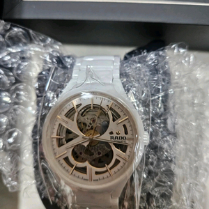 (새상품) 라도 트루 오픈하트 오토매틱 시계