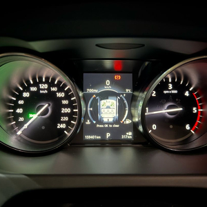 랜드로버 디스커버리 스포츠 2.0디젤판매합니다