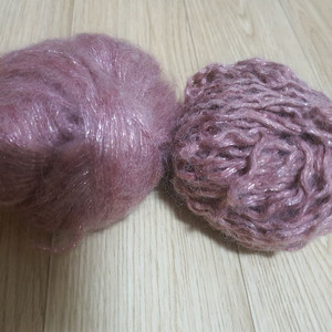 뜨개질 털실 반짝이 은사 로즈골드색 굵은 모헤어 21+28g