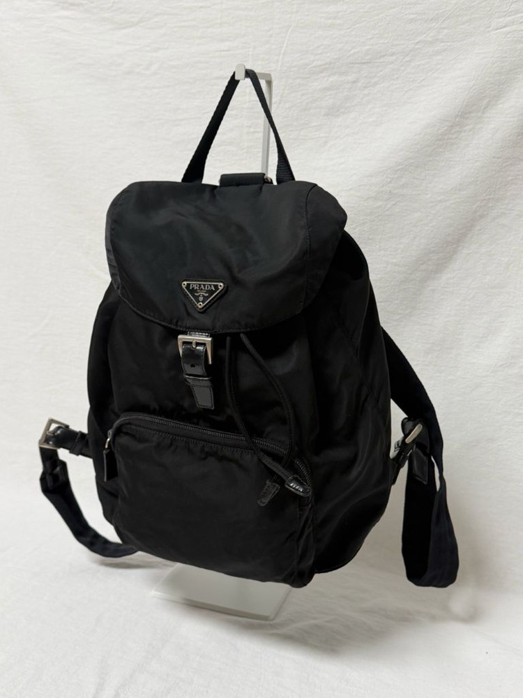 정품 프라다 포코노 나일론 미디움 원포켓 백팩 블랙--1