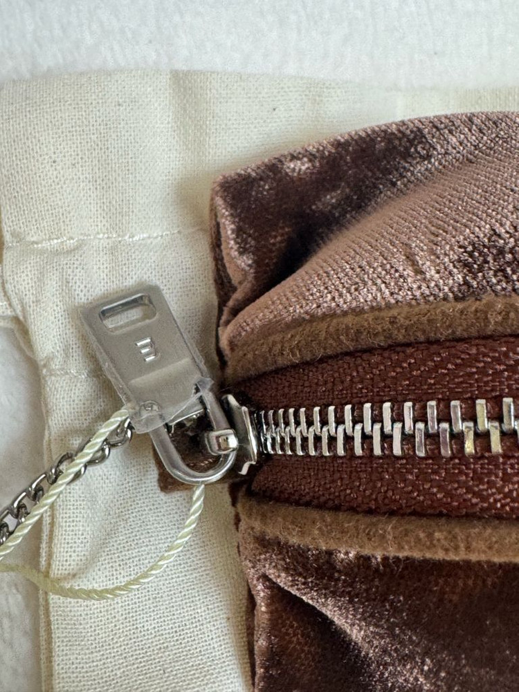 미착용 택새상품)미닛뮤트 클로파우치 키링 버번--2