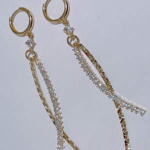 14k 트위스트 컷팅 롱귀걸이 거진매입가 초특가