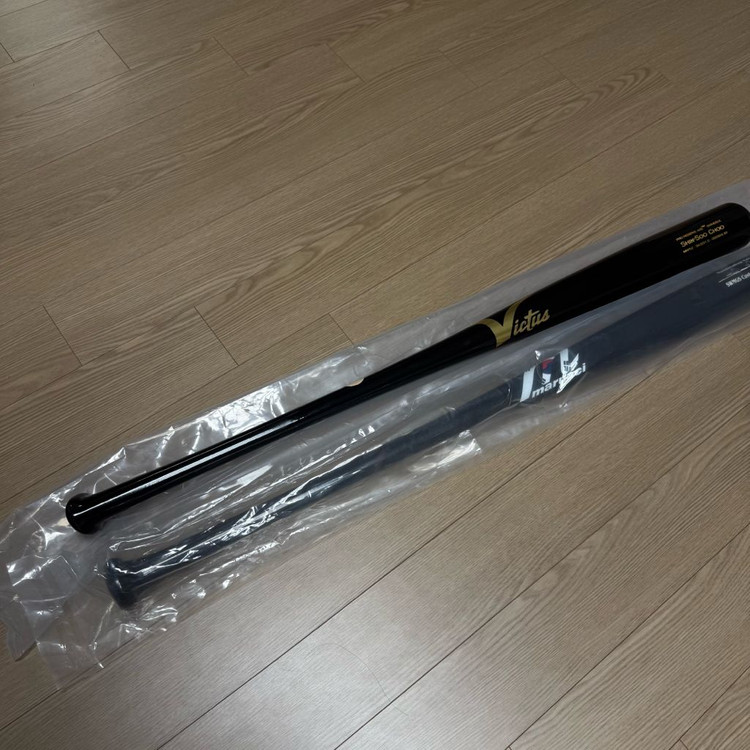 추신수 마루치 빅터스 배트--3