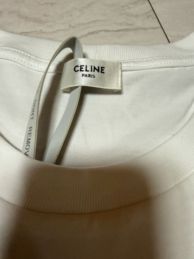 새상품) 셀린느 로고 반팔티--2