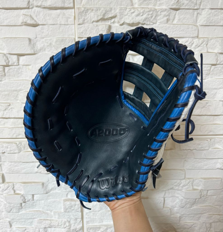윌슨 A2000 좌투 1루미트 12.5인치 야구 글러브--3