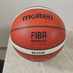 FIBA 공인 농구공 몰텐 BG4500 6호 거의 새것 이미지