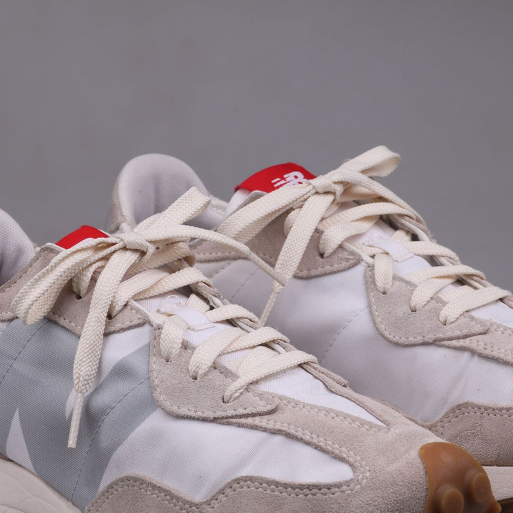 뉴발란스 327 판매합니다.(280)6311--2