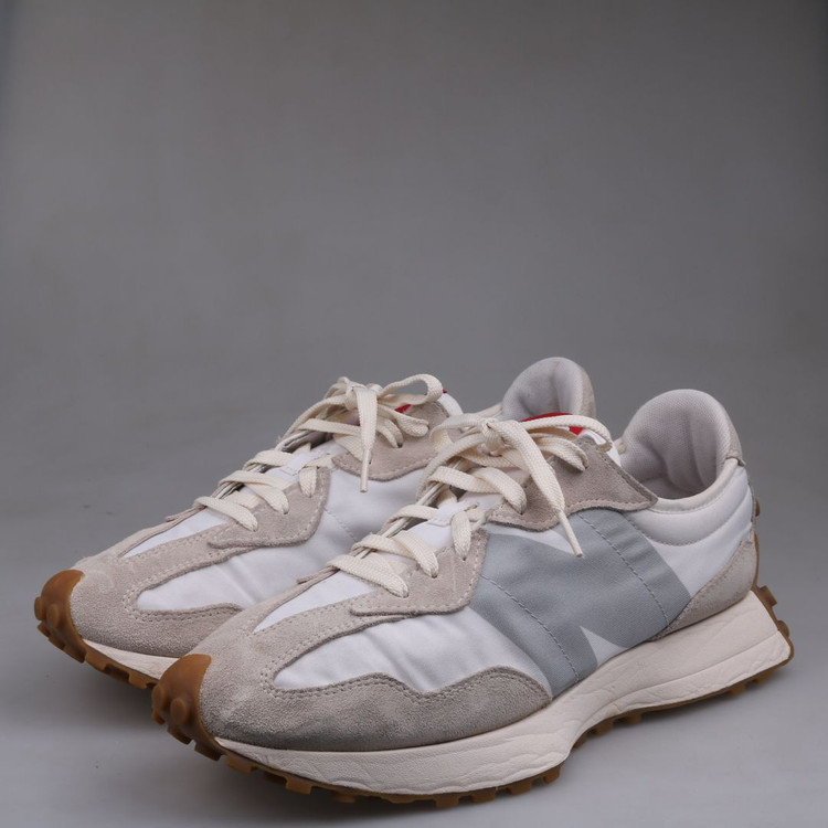 뉴발란스 327 판매합니다.(280)6311--6