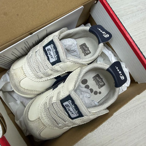 오니츠카타이거 아기신발(135)