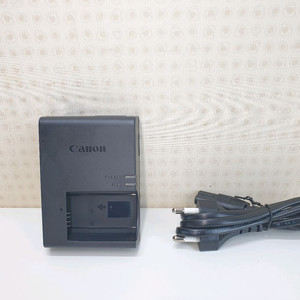 캐논 LC-E17E 배터리 충전기(LP-E17전용)(RP R50 800D