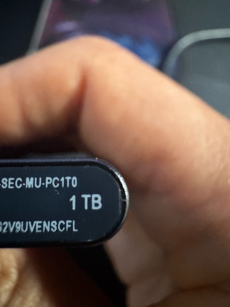 삼성 T7 외장 SSD 1TB--2