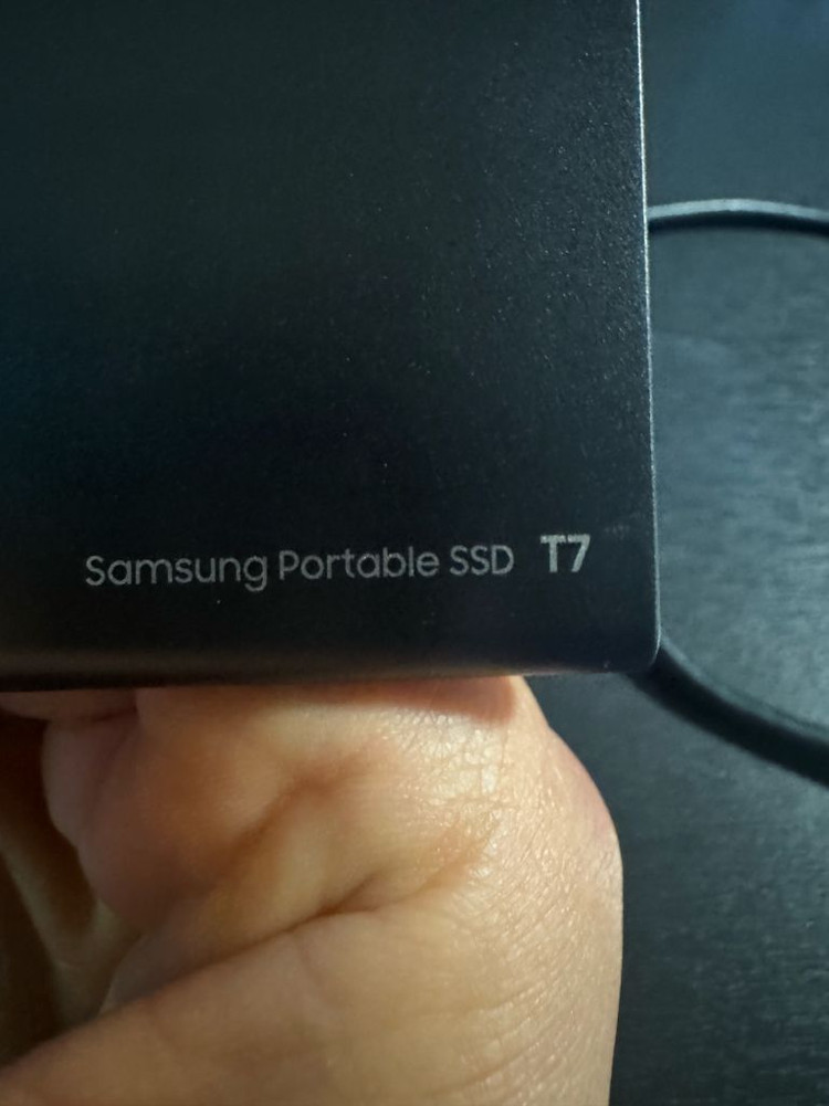삼성 T7 외장 SSD 1TB--3