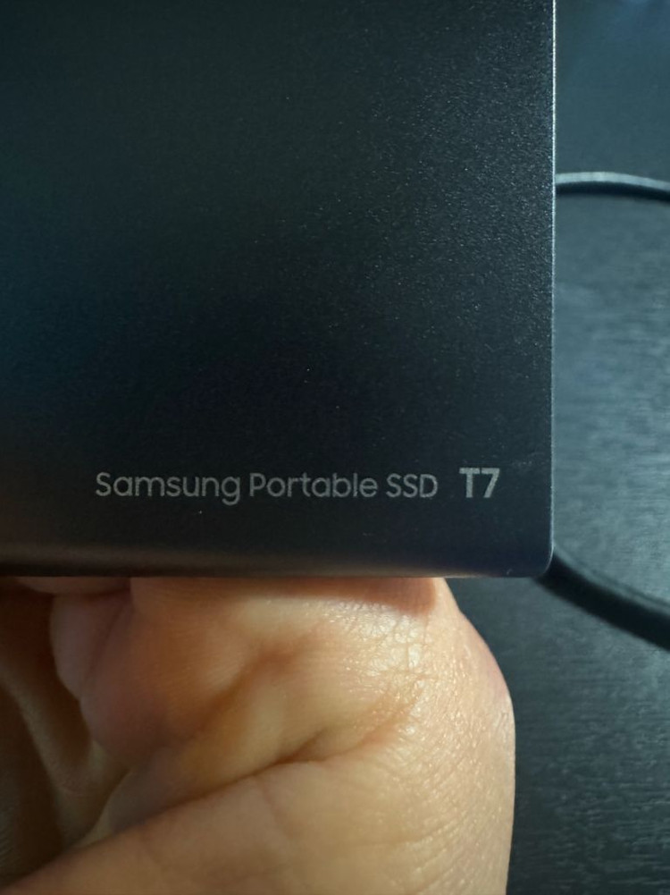 삼성 T7 외장 SSD 1TB--4