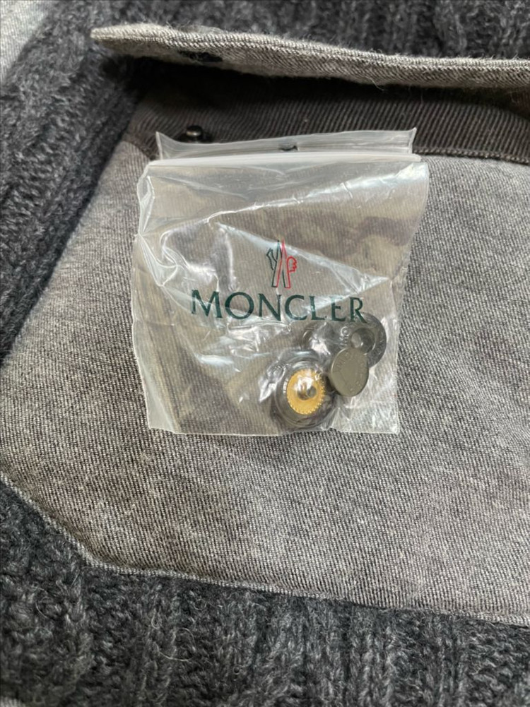 몽클레어 콜라보 다운 베스트--9