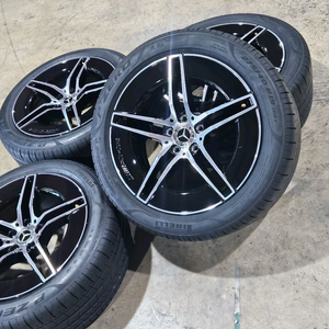 벤츠 AMG 19인치 W214 중고 휠 타이어 세트 팝니다 이미지