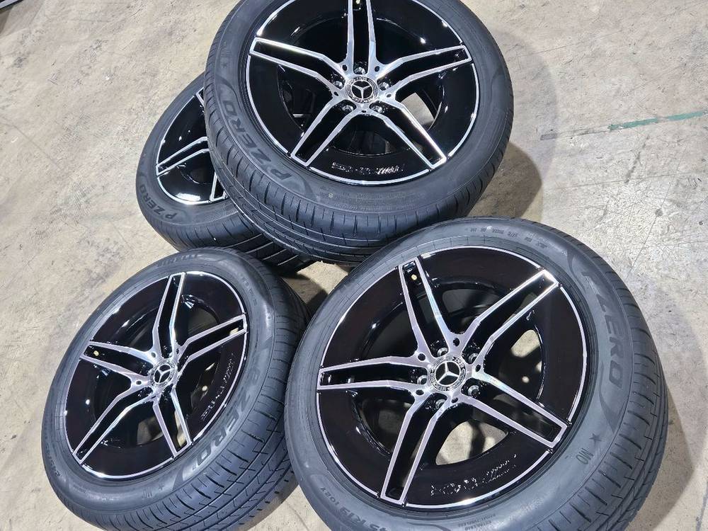 벤츠 AMG 19인치 W214 중고 휠 타이어 세트 팝니다 이미지