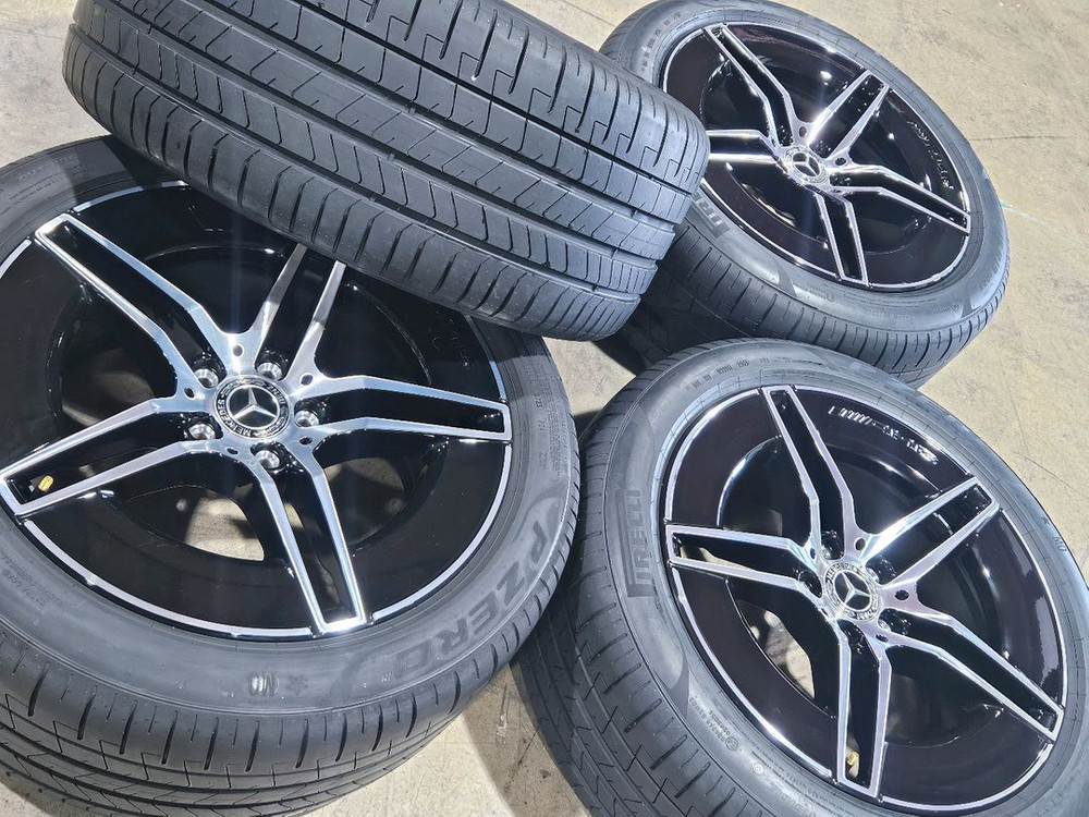 벤츠 AMG 19인치 W214 중고 휠 타이어 세트 팝니다 이미지