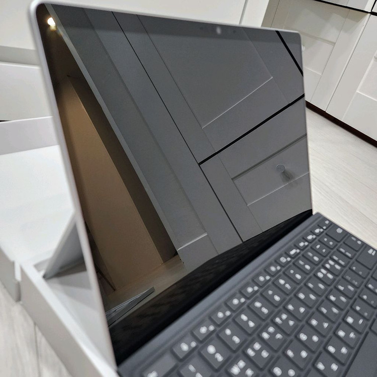 마이크로소프트 서피스프로11 플러스 노트북 판매--9