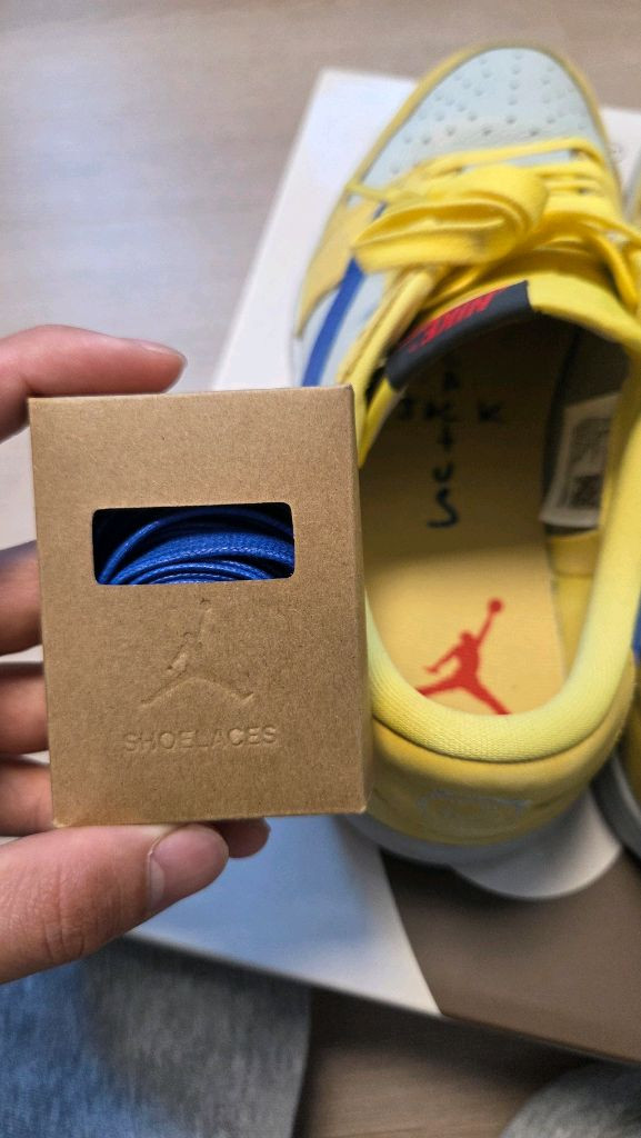 나이키 조던1 트래비스 스캇 로우 카나리--7