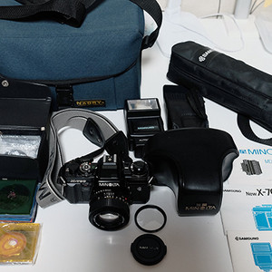 [안전거래]미놀타 x700,x-700 (MD50.4 랜즈, 700px플레쉬) 팝니다