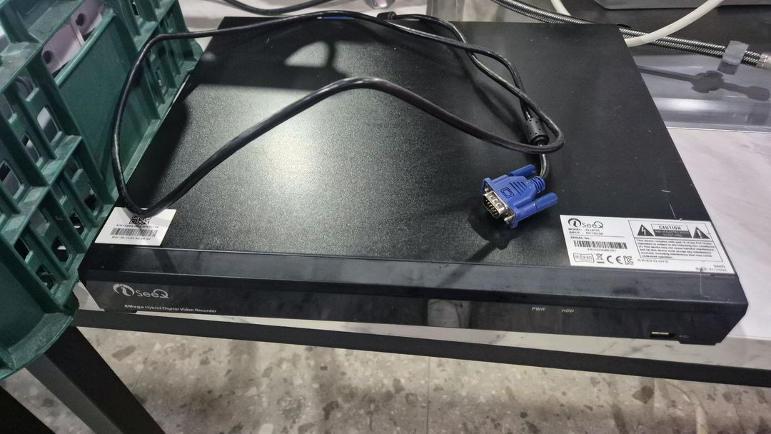 CCTV녹화기, 카메라16대 500만화소 입니다. 이미지