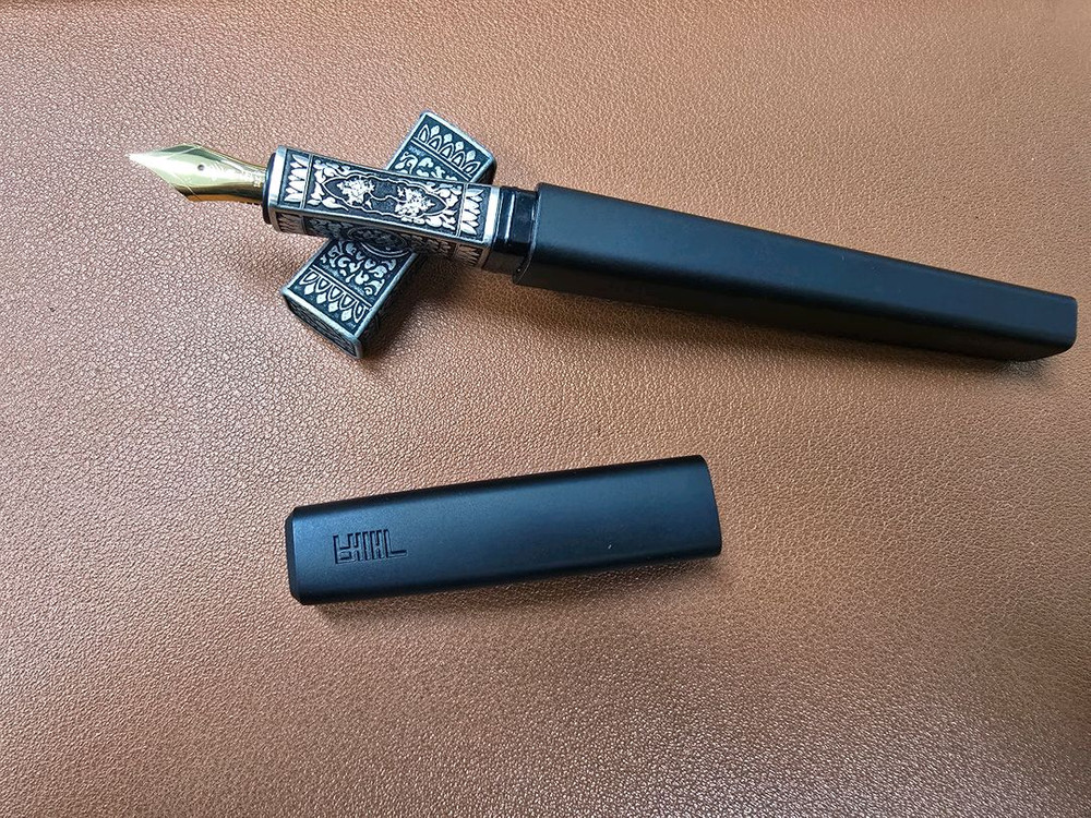 겸손 만년필 흑베개 18k 이미지