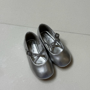 자라 여아 플랫슈즈 21사이즈