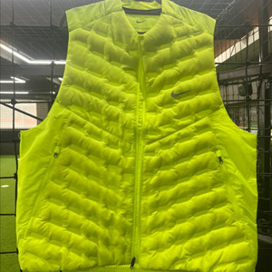 (105) 나이키 써마 핏 ADV 리펠 에어로로프트