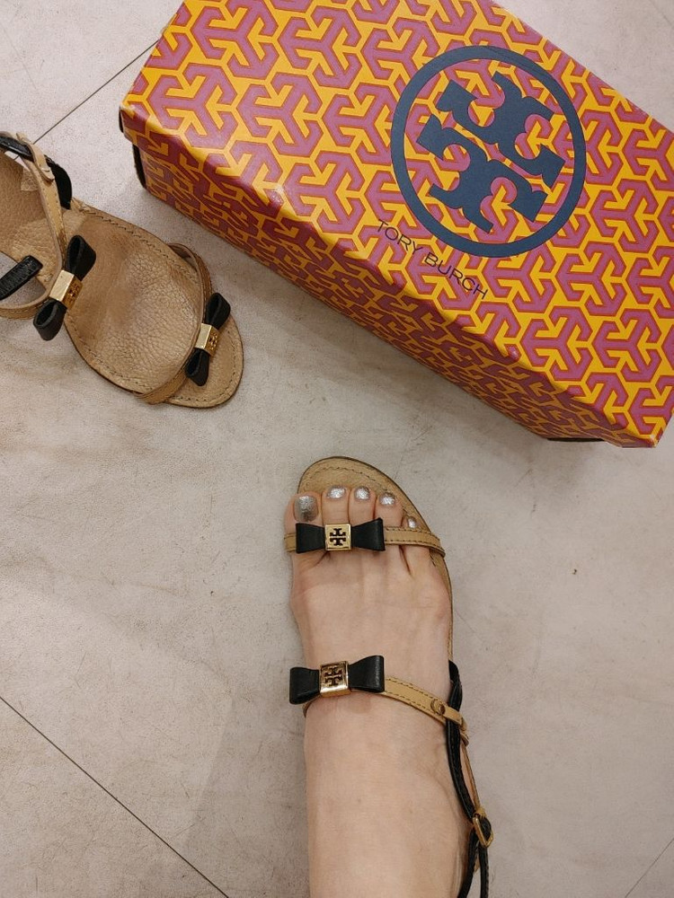 정품- 토리버치 샌들--9