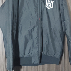 KT 위즈 롤링스 점퍼 110