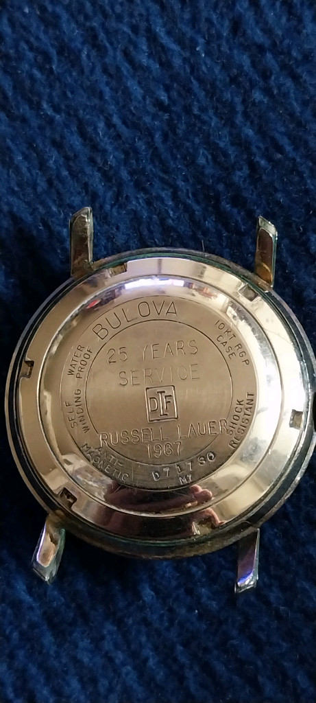 빈티지 브로바 오토매틱 시계입니다--2