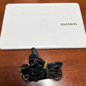 삼성전자 노트북 NT550EAA (7세대 I3/256기가)팝니다