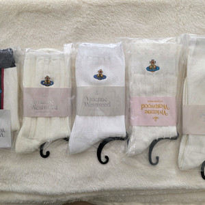 비비안웨스트우드 화이트양말