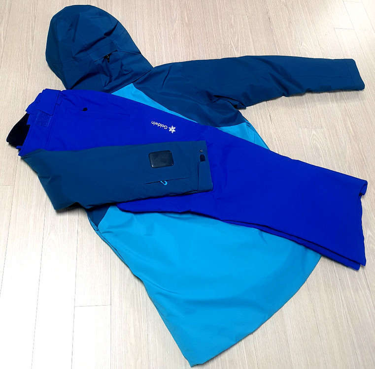 골드윈 데모 스키복--6