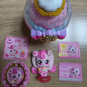 새콤달콤캐치티니핑 시즌4 하츄핑피규어 이미지