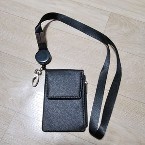 [새상품] 늘어나는 목걸이형 지갑(검정,파랑 중 택1)