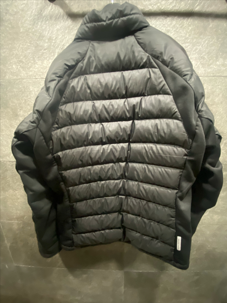 남성 휠라 무광 경량 패딩 105사이즈 Fila 점퍼 블랙 자켓--3