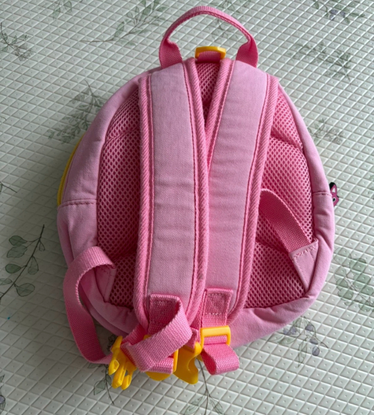 아기상어 백팩--2