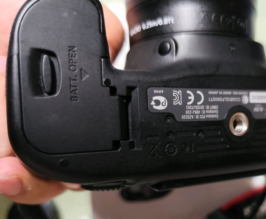 민트급 캐논70D 번들킷 이미지