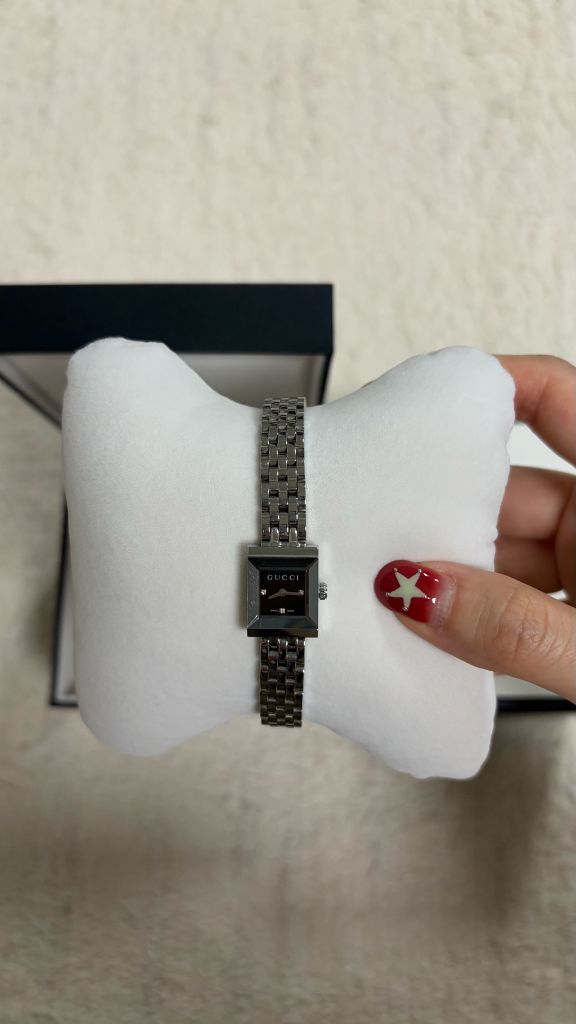 구찌 G프레임 쿼츠 메탈 시계--3