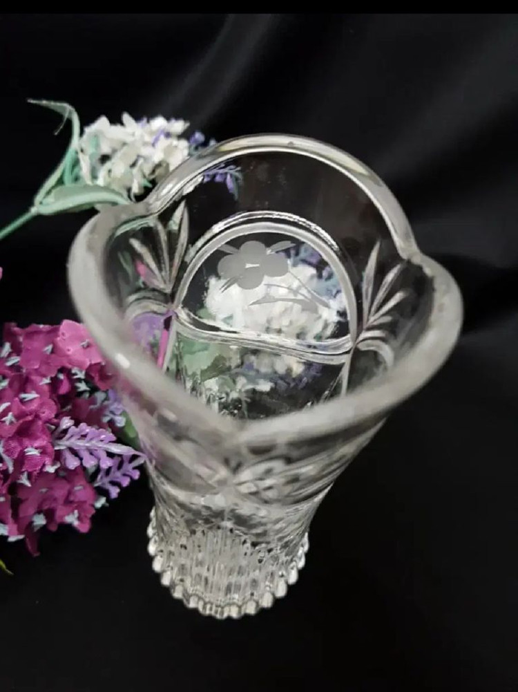 작은 에칭 유리화병 이미지