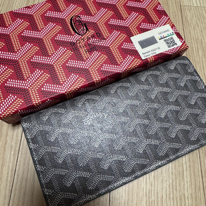 고야드 장지갑 새상품