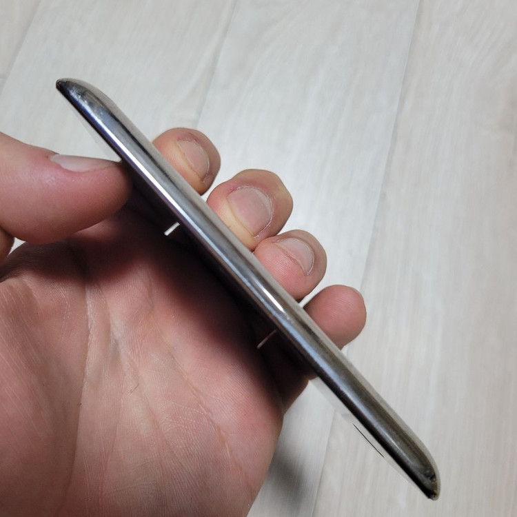 아이팟터치 4세대 8기가 부품용 이미지