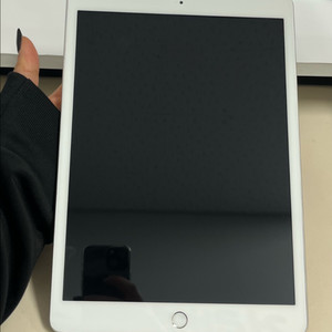 아이패드8세대 32G 실버 S급!