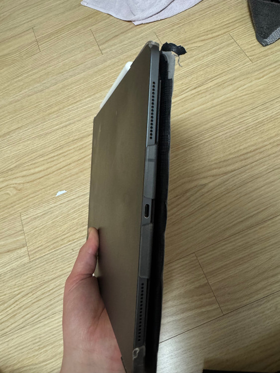 아이패드 프로 3세대 12.9 셀룰러 256GB + 애플워치 2세대 판매합니다.--2