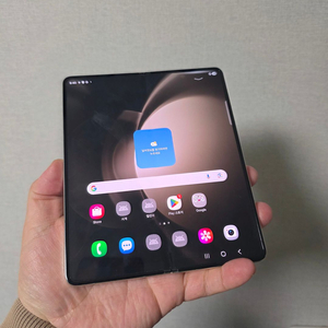 갤럭시 Z폴드5 크림 256기가 A급 팔아요~ 이미지