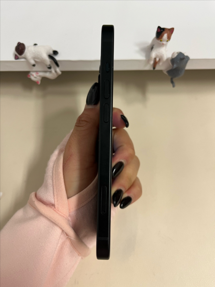 아이폰15 128G 블랙 SSS급--5