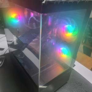 9600X 완본체 팝니다 32gb/500gb/4060 실속형